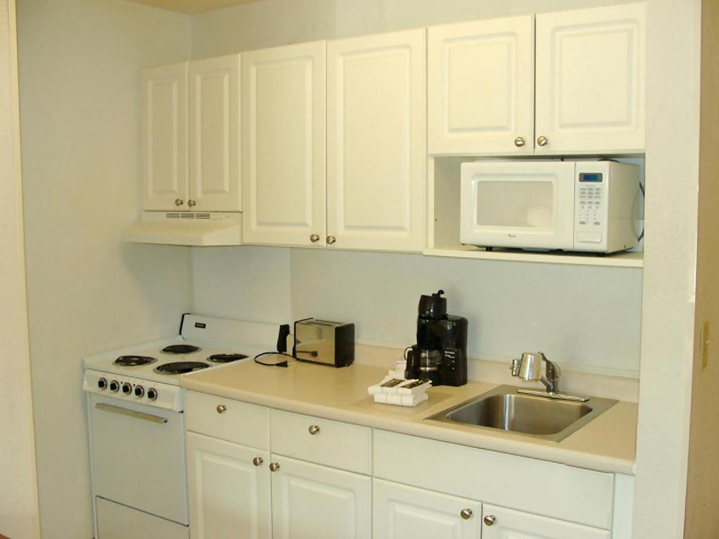 Extended Stay America Suites - Daytona Beach - International Speedway image 23